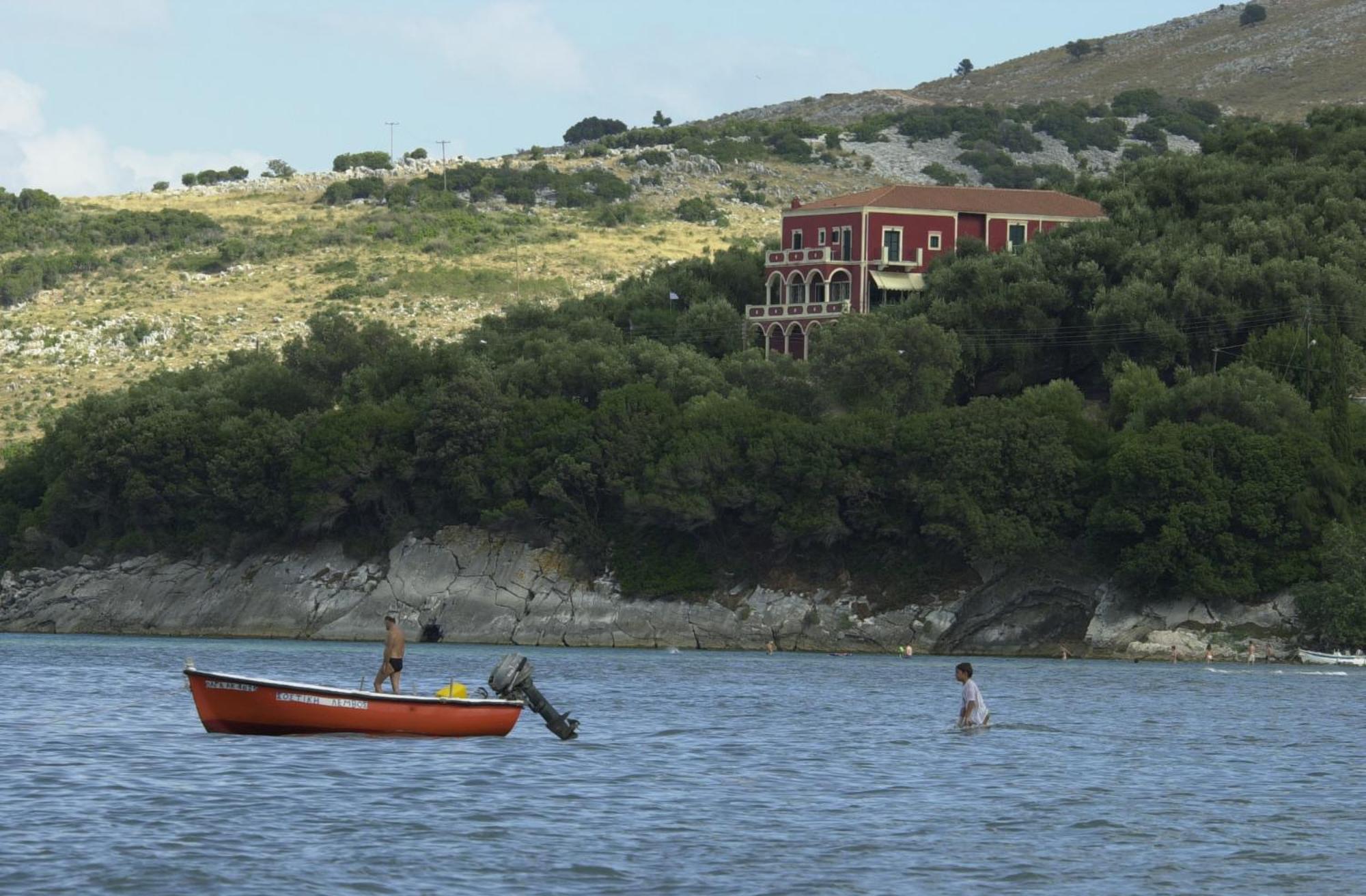 Apraos Bay Hotel Εξωτερικό φωτογραφία